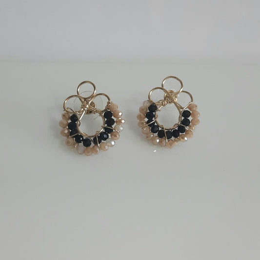 Aros Clavito Beige y Negro