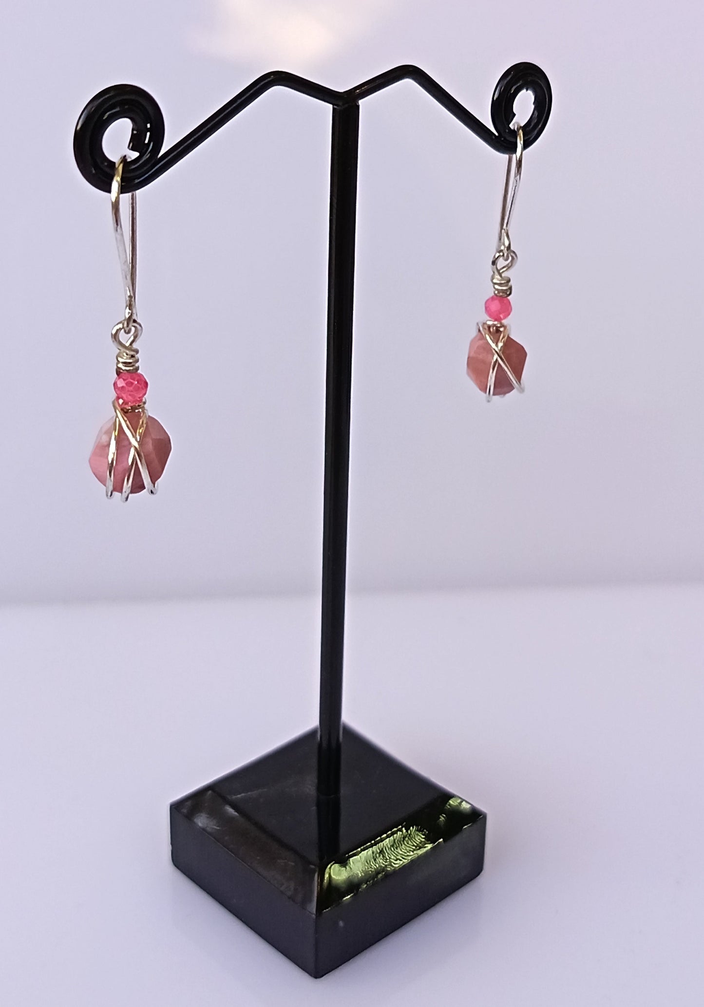 Aretes de piedra rodonita